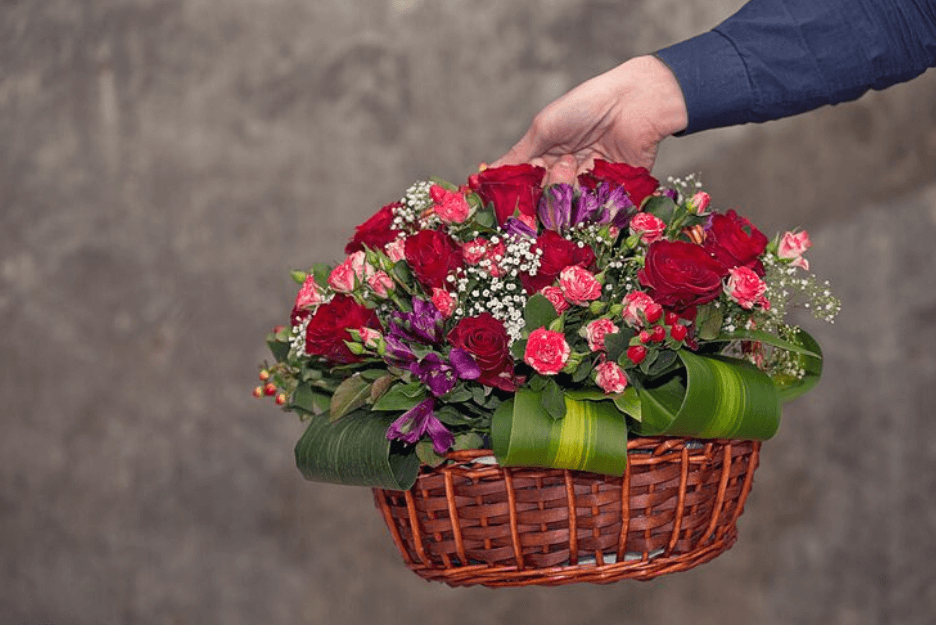 Cesta Floral Romântica