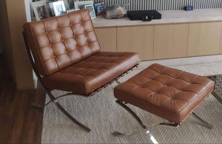 Poltrona e banqueta reformadas